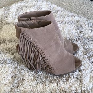 Fringed Heels